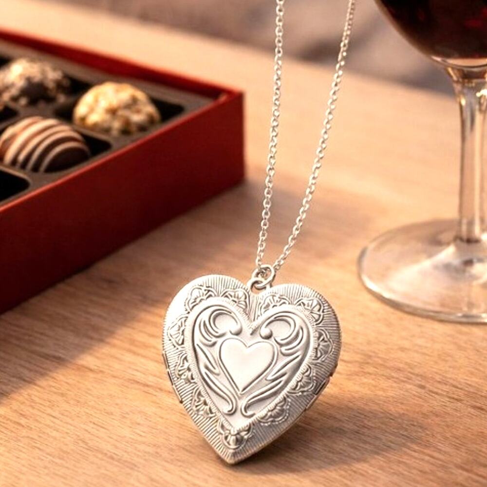 925 Silver Necklace w/ Ornate Heart Locket Vtg Fashion Valentine's Birthday Gift